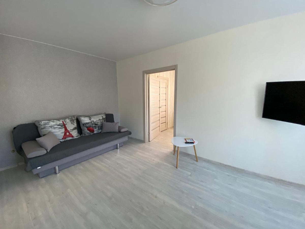 Cosy flat in the city centre 체르니히우 외부 사진