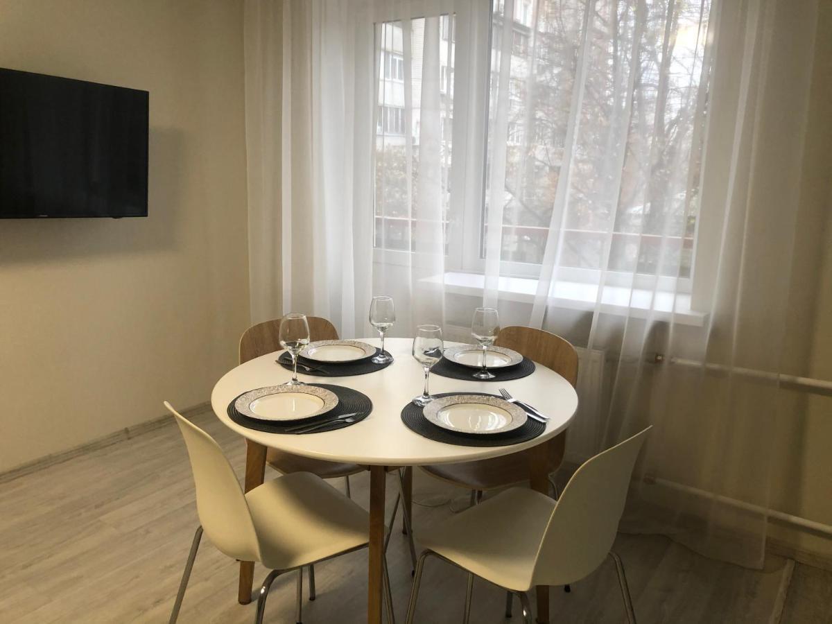 Cosy flat in the city centre 체르니히우 외부 사진
