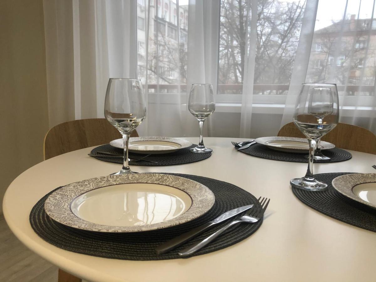 Cosy flat in the city centre 체르니히우 외부 사진