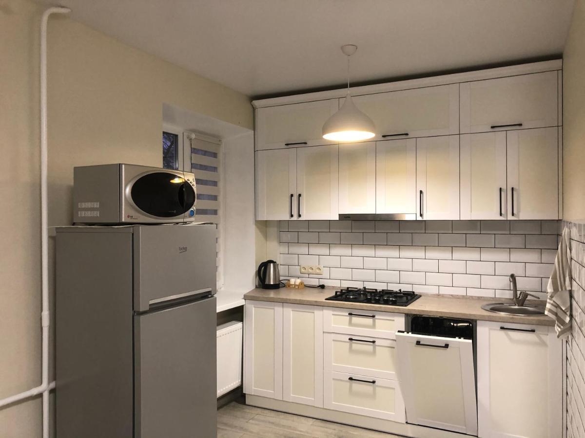 Cosy flat in the city centre 체르니히우 외부 사진