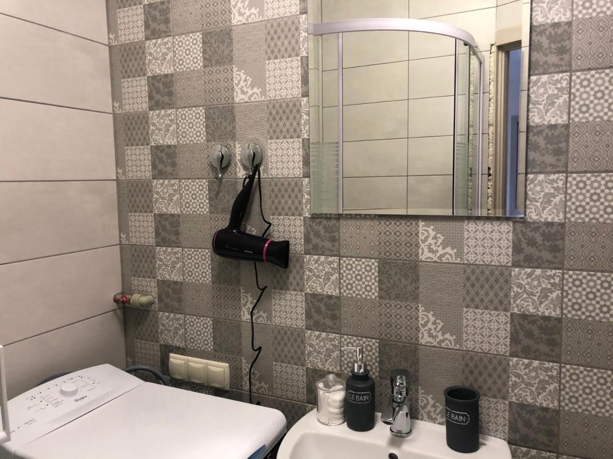 Cosy flat in the city centre 체르니히우 외부 사진
