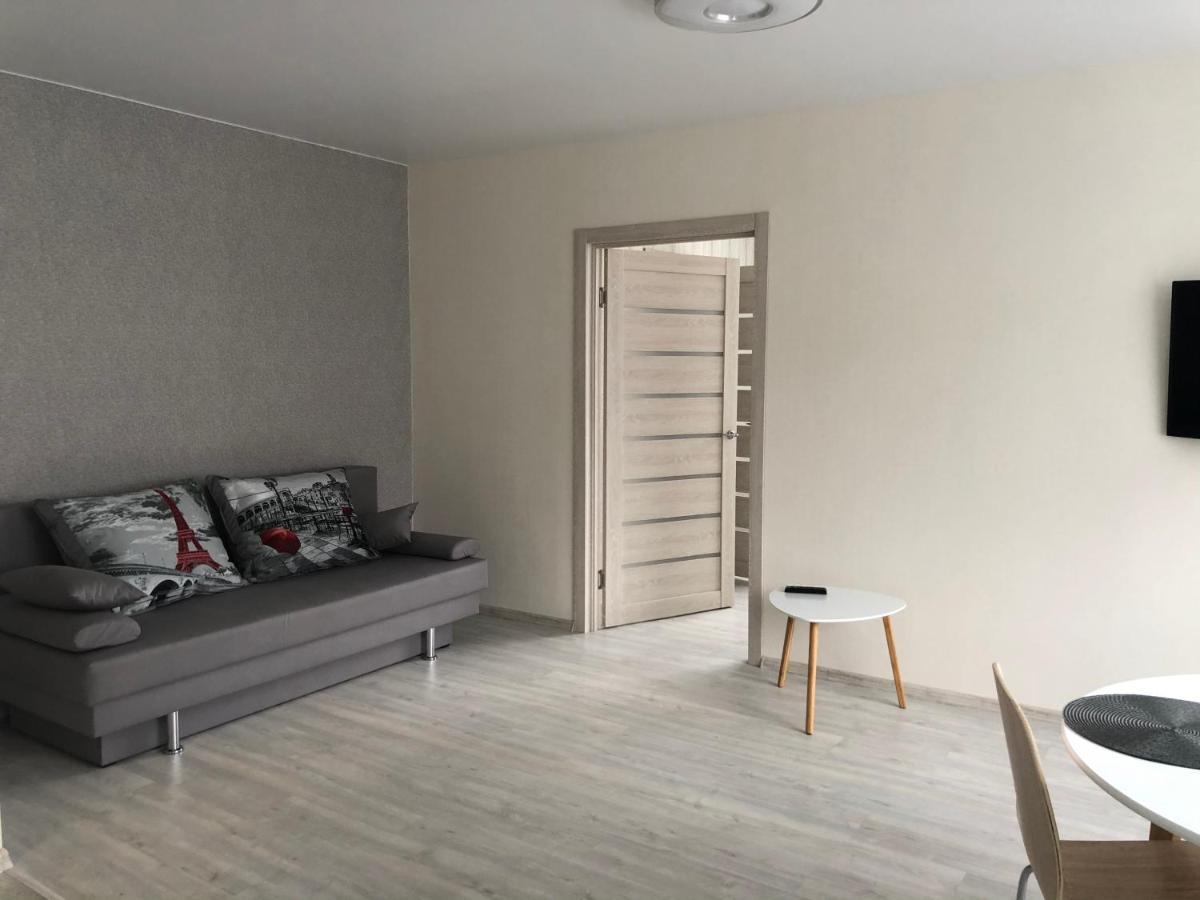 Cosy flat in the city centre 체르니히우 외부 사진